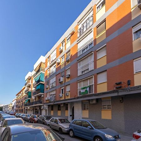 Charming 2 Bedroom Apartment At Triana Center By Oui Sevilla Kültér fotó